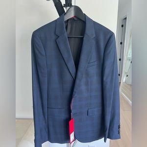 NWT Hugo Boss Navy Blue Checkered Suit 38R / 32R Pants Already Hemmed